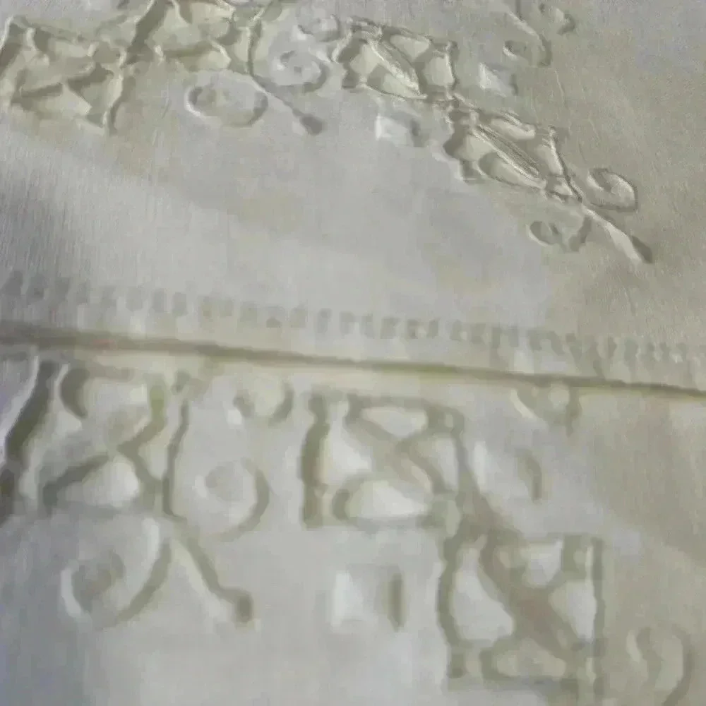 Vintage White Linen Napkins Hand Embroidered Cutwork Lace Heirloom Wedding 6 Ct